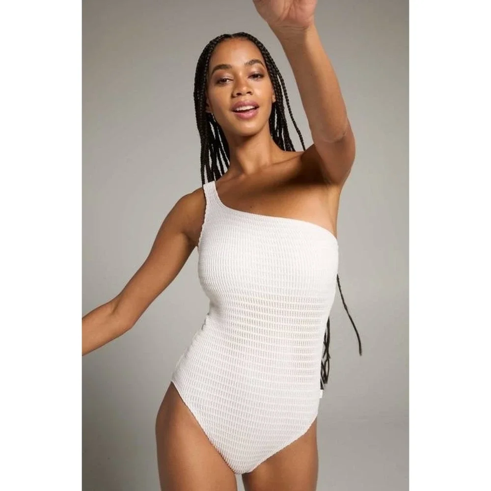 NWT Michael Kors One Piece Swimsuit Women Cream Gold Metallic Shoulder 6 $134
